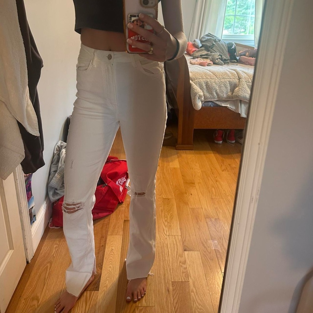 Zara Women's White Straight Leg Jeans